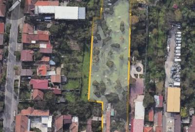 Casă cu 6 camere cu Teren 3850 Mp în Central - 7