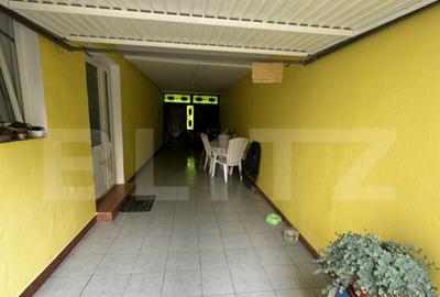 Casă cu 7 camere cu Teren 300 Mp în Titulescu - 11