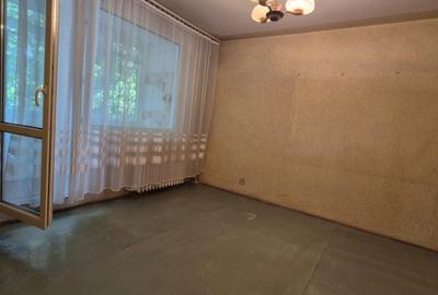 Apartament cu 3 camere decomandat în Berceni - 5