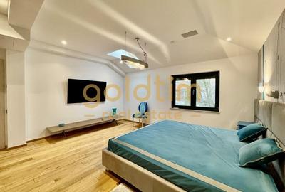 UNICA/ABSOLUT SUPERBA/ VILA INDIVIDUALA/IANCU NICOLAE/CURTE GENEROASA - 80