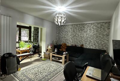 Apartament la parter 2 camere decomandat + balcon spațios și boxă accesibilă - 2
