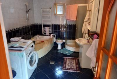 Casă cu 4 camere în Exterior Vest - 16