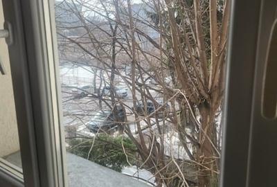 Apartament cu 4 camere semidecomandat în Apărătorii Patriei - 2