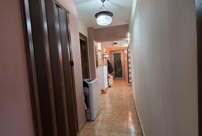 Apartament cu 4 camere decomandat în Calea București - 16