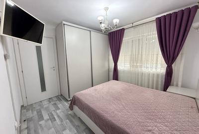 Apartament cu 2 camere decomandat în Micro 5 - 12