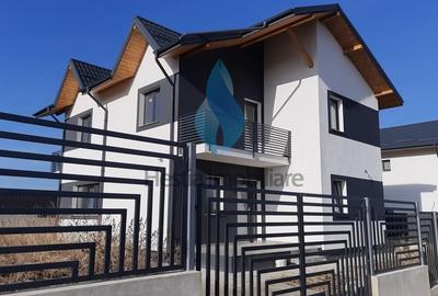 Casă cu 4 camere cu Teren 470 Mp în Breazu - 2