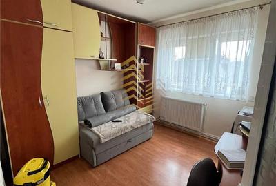 Apartament cu 2 camere decomandat în Central - 11