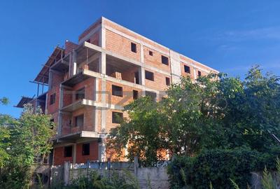 2 camere 60 mp, decomandat, etaj 4, Margelelor, zona de c...