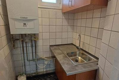 Spațiu comercial, de 15 mp, în Eroii Revoluției - 5