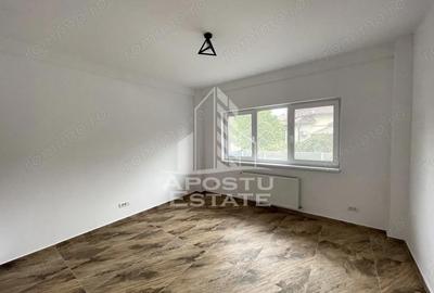 Spațiu comercial, de 60 mp, în Complex Studențesc - 2