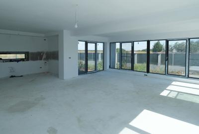 Vanzare vila nou construita P+1 si 700 mp teren in Corbeanca - 2