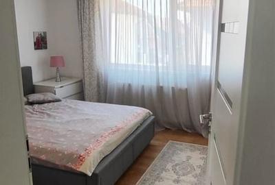 Apartament cu 4 camere decomandat în Remetea - 4