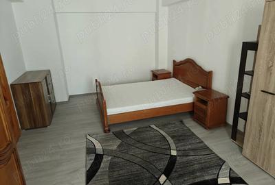 Garsonieră decomandată în Central
