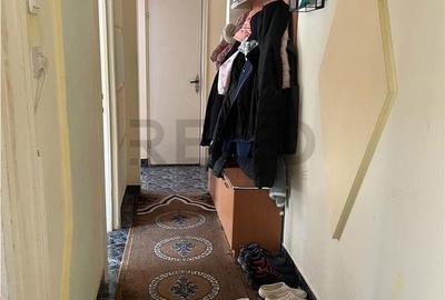 Apartament cu 3 camere semidecomandat în Nufărul - 3