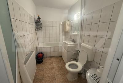 Apartament 3 camere, 58 mp, zona Micro 11 - 8