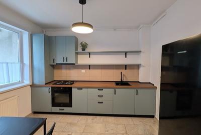 Apartament cu 3 camere semidecomandat în Calea Dumbrăvii - 1