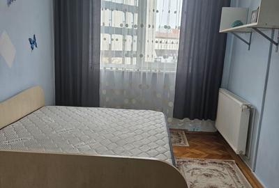 Apartament cu 2 camere semidecomandat, mobilat în Hipodrom 2 - 8
