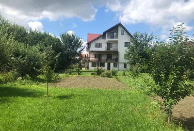 Casa spa?ioasa cu 7 camere in Stupini - Bra?ov - 3