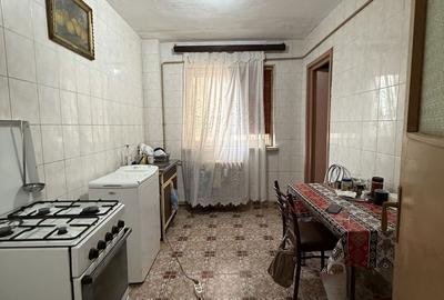 Apartament cu 3 camere decomandat în Calea București - 5