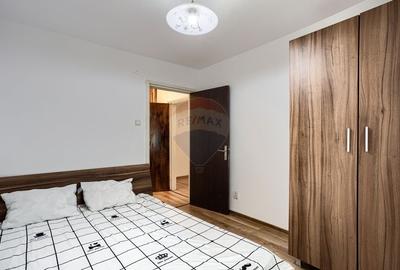 Apartament cu 2 camere de închiriat, etajul 2, Calea Romanilor - 8