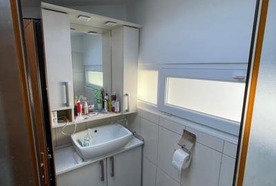Apartament cu 3 camere decomandat, mobilat în Apărătorii Patriei - 9