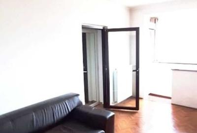 Apartament cu 3 camere, mobilat în Eroii Revoluției