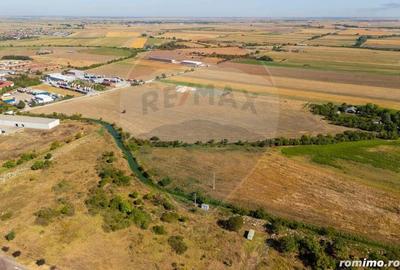 Investi?ie Arad: 20.000 mp teren cu utilita?i ?i acces drum - 1