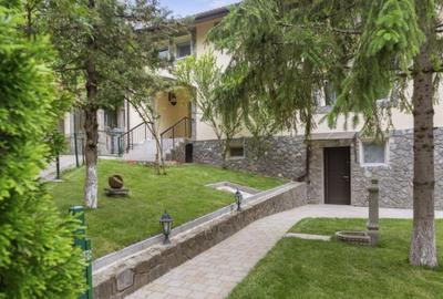 Refugiu de Vis in Cornu Priveli?te Panoramica ?i Apu - 2