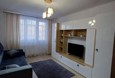 Apartament cu 2 camere decomandat în Central - 1