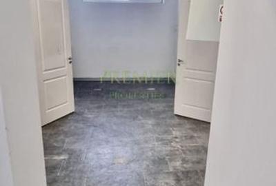 SPATIU COMERCIAL | STRADAL | VITRINA 10 ML | TRAFIC RIDICAT | - 2