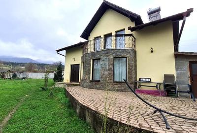 Casa individuala 230mp cu teren 1100mp Tocile