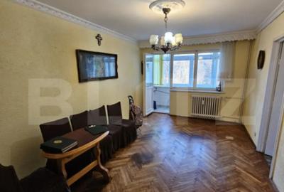 Apartament cu 4 camere decomandat în Central - 11