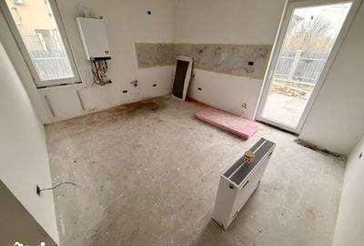 Casă cu 4 camere cu Teren 270 Mp în Glina - 10