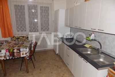 Casa individuala cu 3 camere 2 bai 2 bucatarii in zona Terezian - 2
