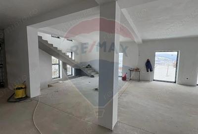 Casă cu 2 camere cu Teren 822 Mp în Central - 20