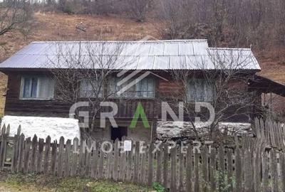 Casă individuală cu 3 camere cu Teren 4900 Mp în Valea Ierii - 3