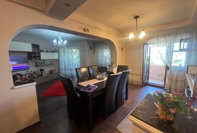 Apartament trei camere complet renovat + boxă - zona Liceu Pedagogic Apartament trei camere complet renovat + boxă - zona Liceu Pedagogic - 2