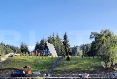 Casă cu 4 camere cu Teren 3450 Mp în Central