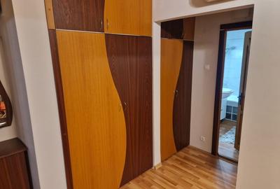 Apartament cu 2 camere decomandat, mobilat în Rovine - 10