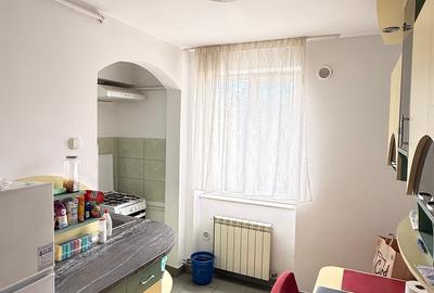 Apartament cu 4 camere decomandat în Săsar - 2
