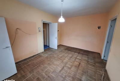 Apartament cu 2 camere semidecomandat în Central - 12