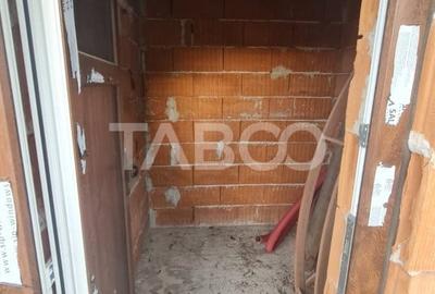 Casa la rosu de vanzare in Sebes-Lancram judetul Alba - 6