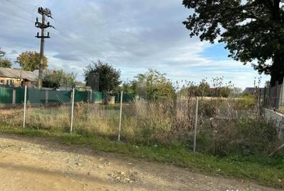 Teren de 1546 mp, în Central - 3