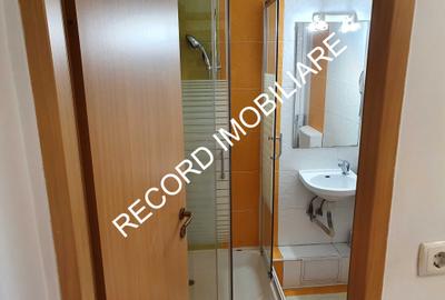 Apartament decomandat 3 cam, 2 bai, zugravit,balcon cartier Grigorescu - 8