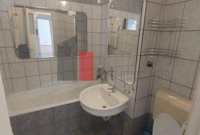 Str. Baciului vanzare apartament decomandat 3 camere cu centrala - 9