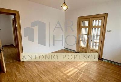 Vanzare casa D+P+M in Urlati, zona centrala. - 9