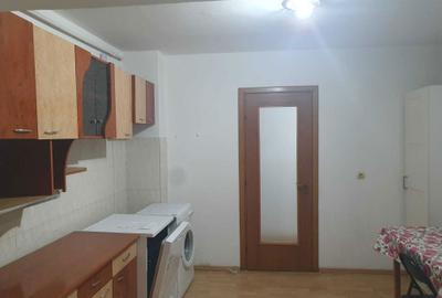 Apartament cu 3 camere decomandat în Central - 3
