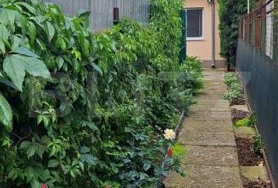 Casă cu 5 camere cu Teren 353 Mp în Republicii - 2