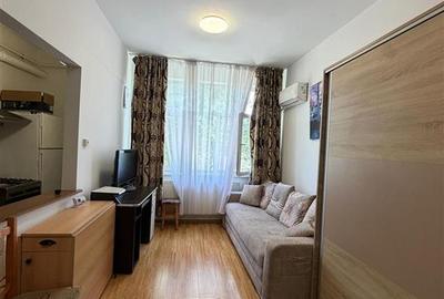 Garsonieră decomandată în Baza 3 - 3