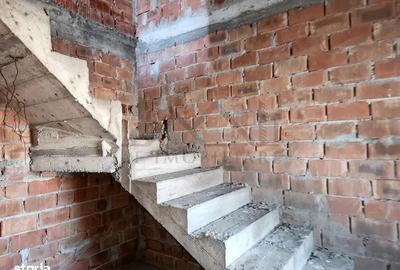 Casă cu 4 camere cu Teren 638 Mp în Tomești - 6